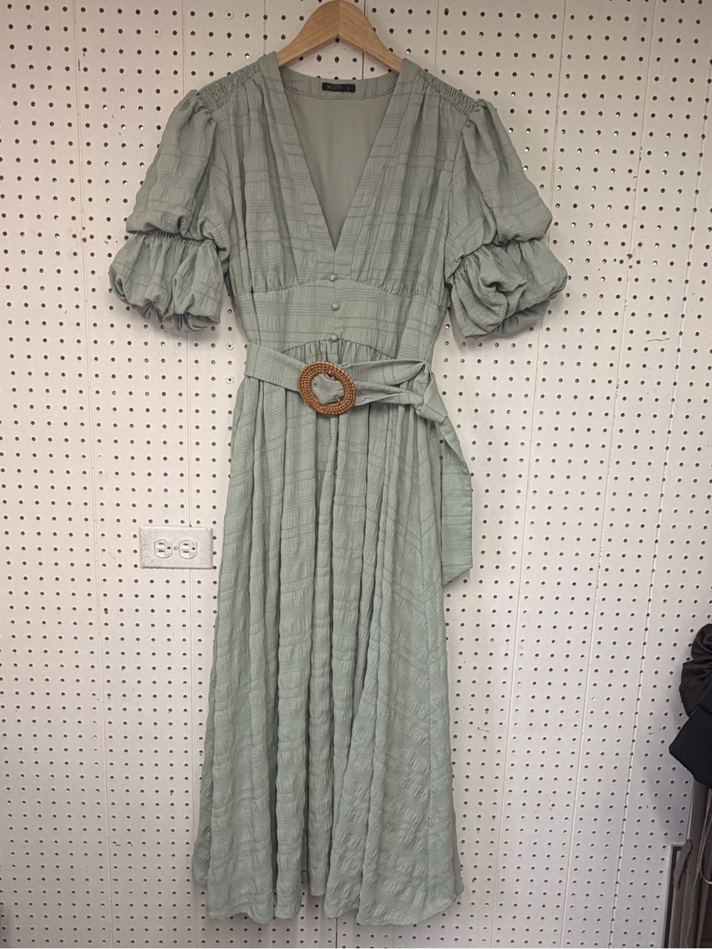 MOTF Sage Green Puff-Sleeve Maxi Dress with Woven Buckle Belt